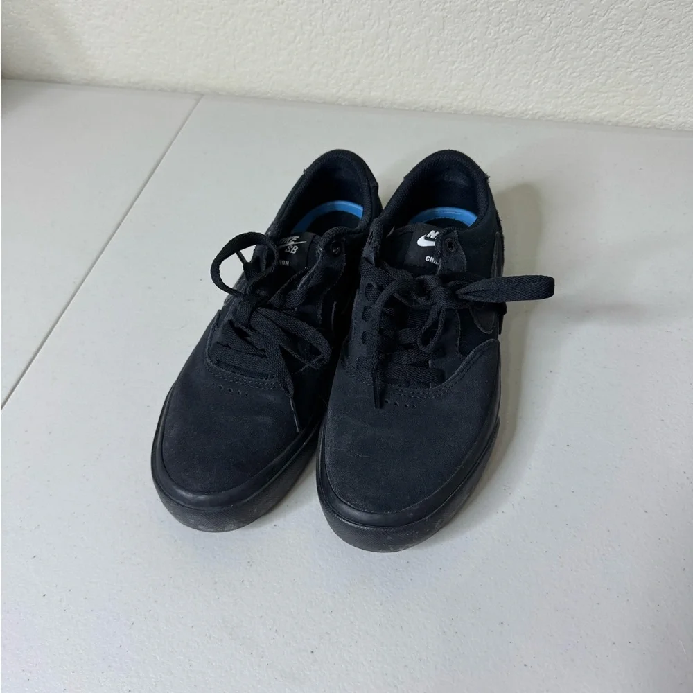 Nike SB Chron Janoski Men's Black Low-Top Sneakers